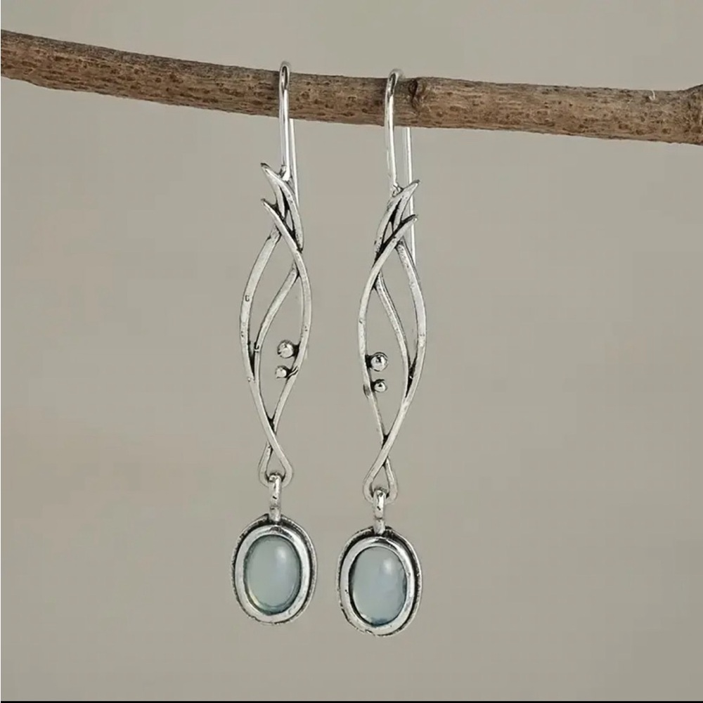 Elegant Silver Dangle Earrings